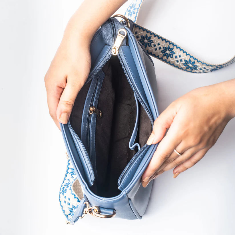Ivory Lustre Sling bag