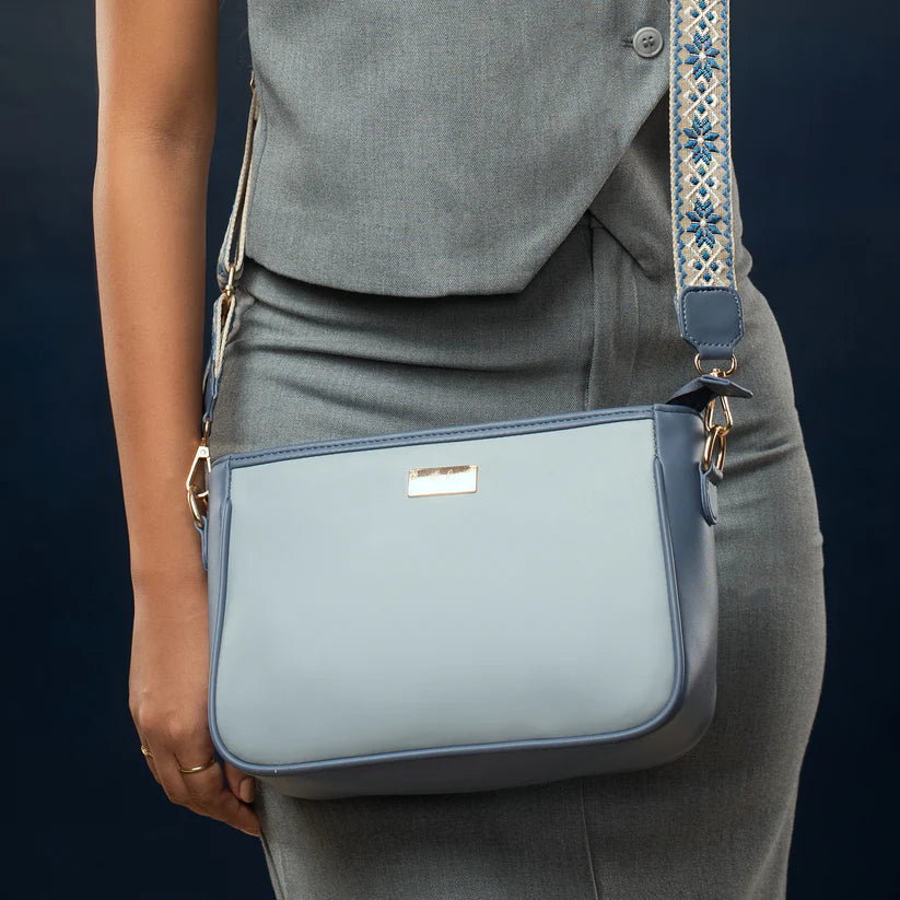 Ivory Lustre Sling bag