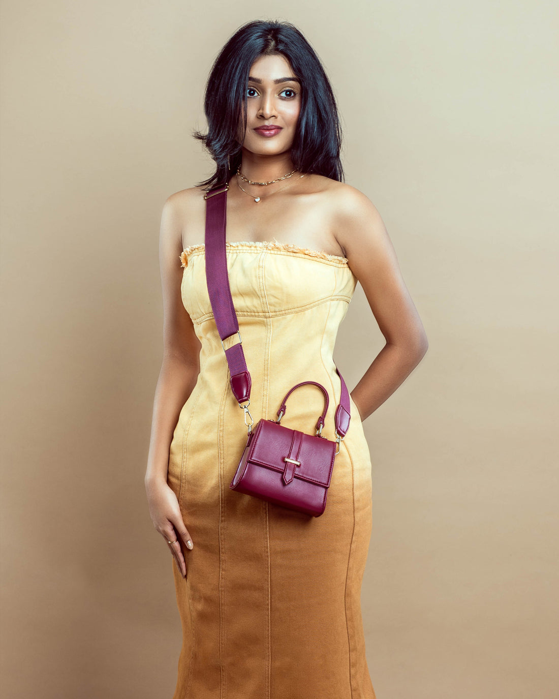 Emerald Elegance Mini Sling bag