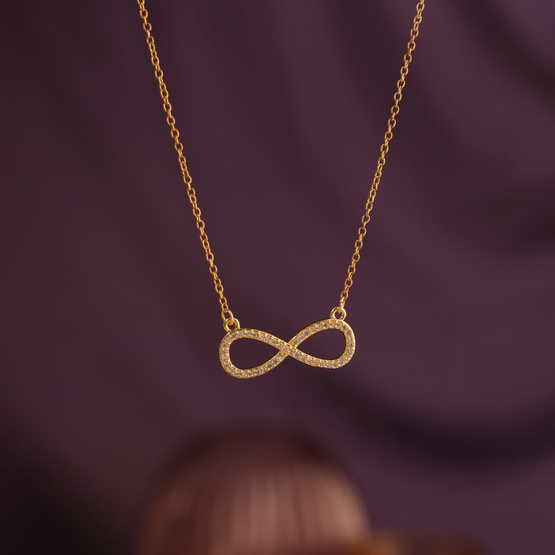 INFINITY LOVE GOLDEN CRYSTAL NECKLACE