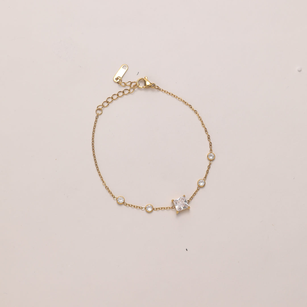 CRYSTAL GRACE BRACELET