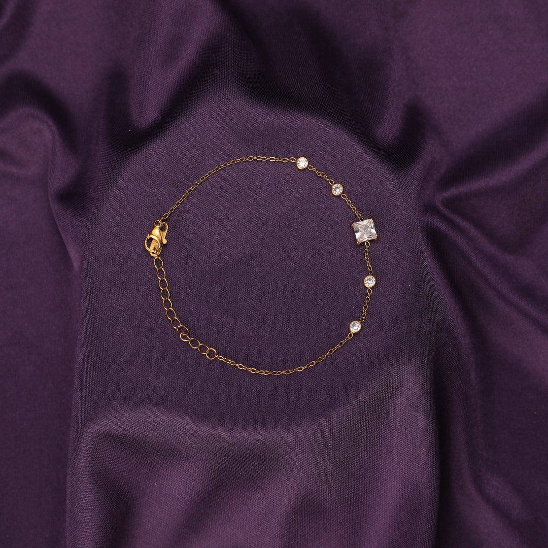 CRYSTAL GRACE BRACELET